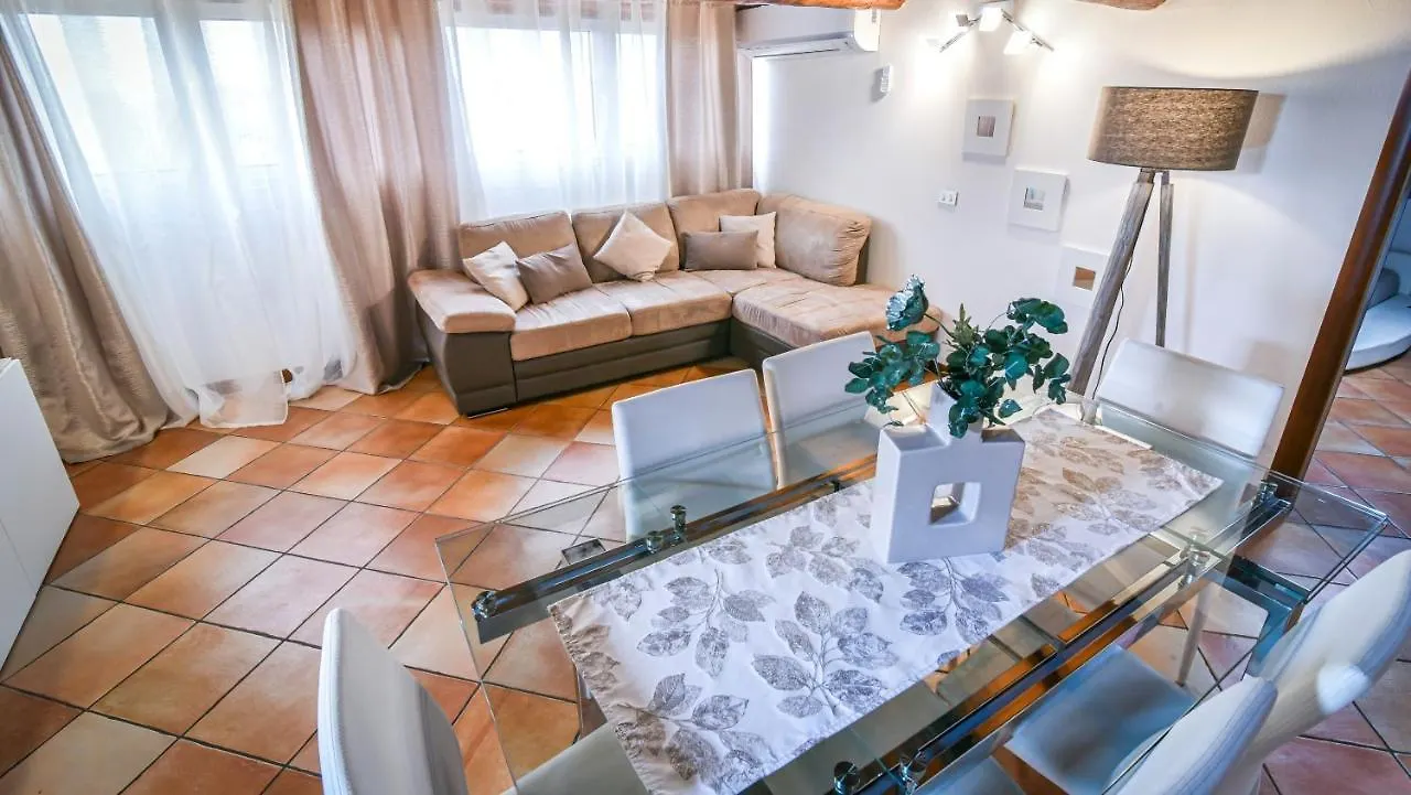 Relax Apartments Ev 0*, Castelnuovo del Garda