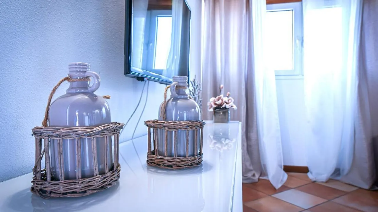 Relax Apartments Ev 0*, Castelnuovo del Garda Italy